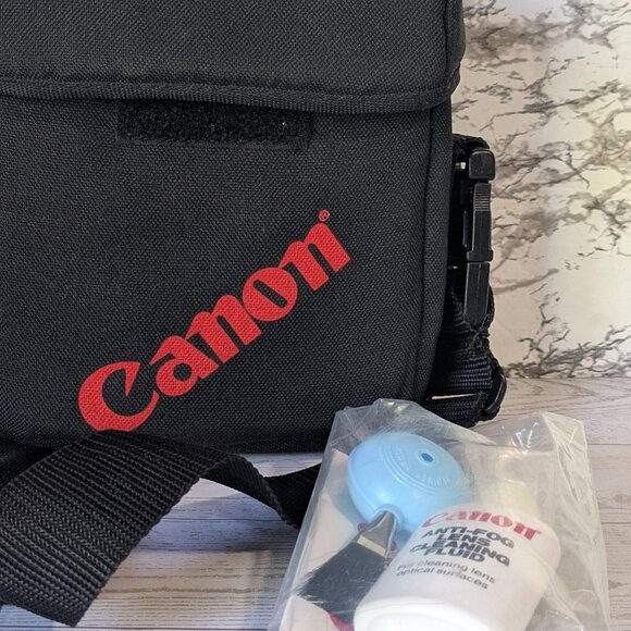 Never Used Canon Canvas Padded Camera Bag w/ original Camera Care Pack - Picture 2 of 4